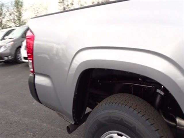 2017 Toyota Tacoma SR Access Cab